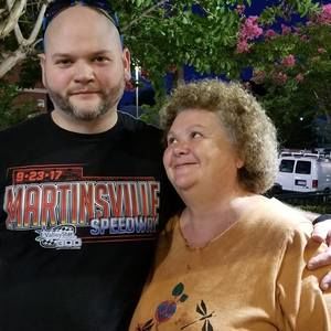 Meet your Posher, Darlene